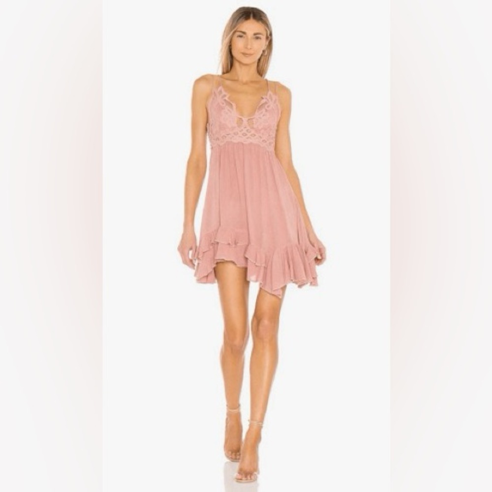 💖🩷 Free People Adella Slip Dress - Medium 🩷💖